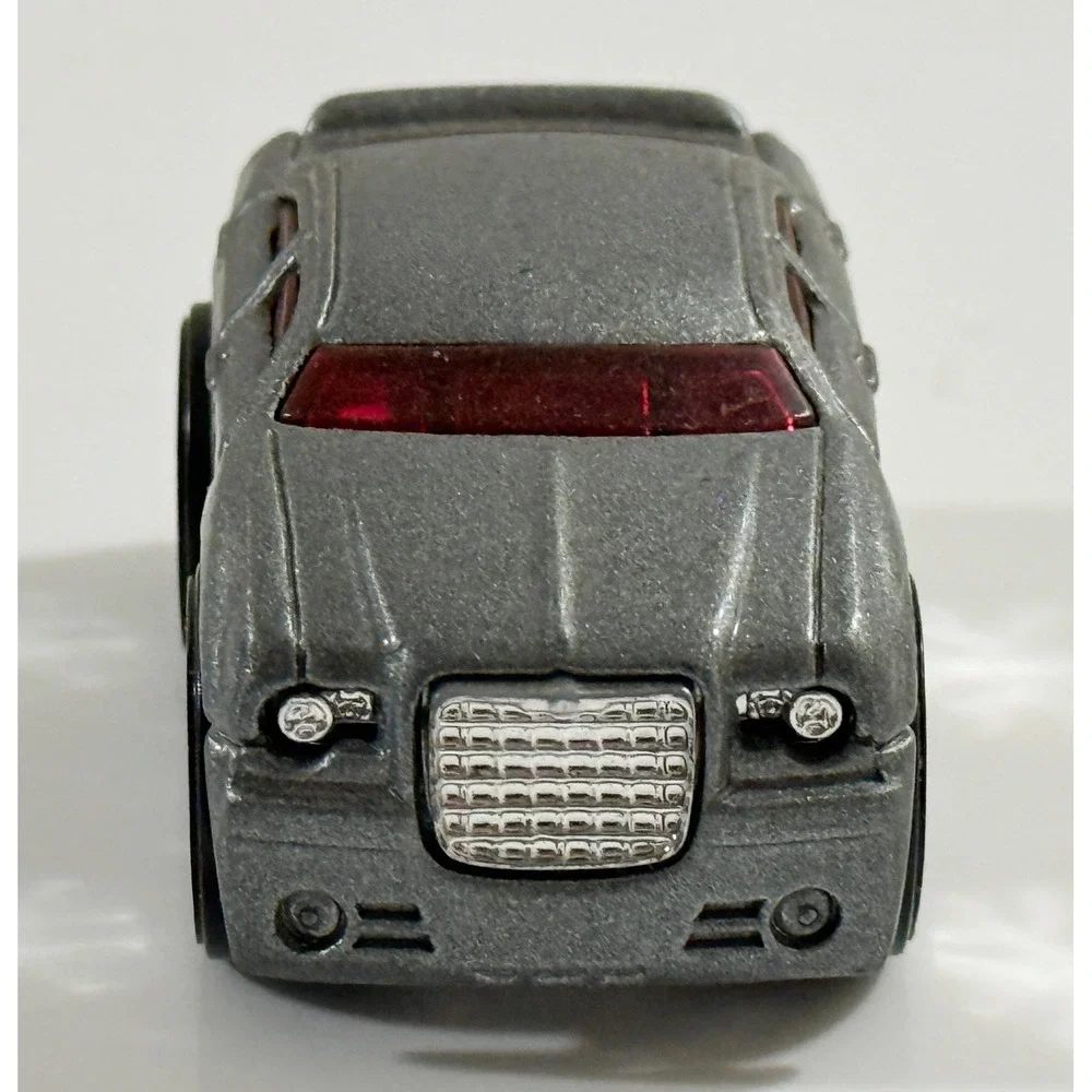 Hot Wheels Blings Chrysler 300C Kids Toy Car Silver Metallic Red Windows